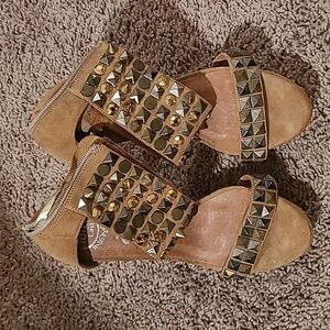 Tan color Jeffrey Campbell studded heels sz8
